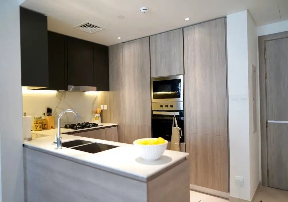 Spacious 2BR in Oxford 212 by Bespoke