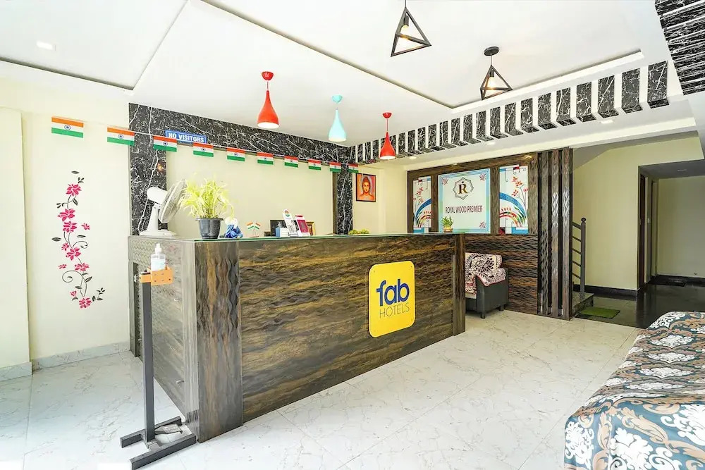 FabHotel Royal Wood Premier - Near Karnataka Golf Association, Domlur