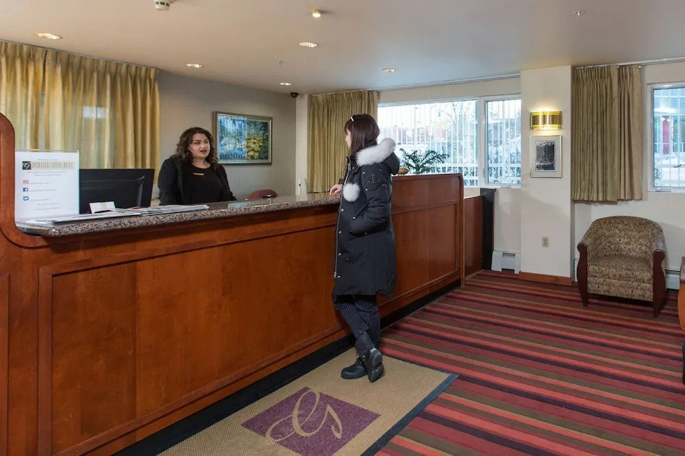 Anchorage Grand Hotel