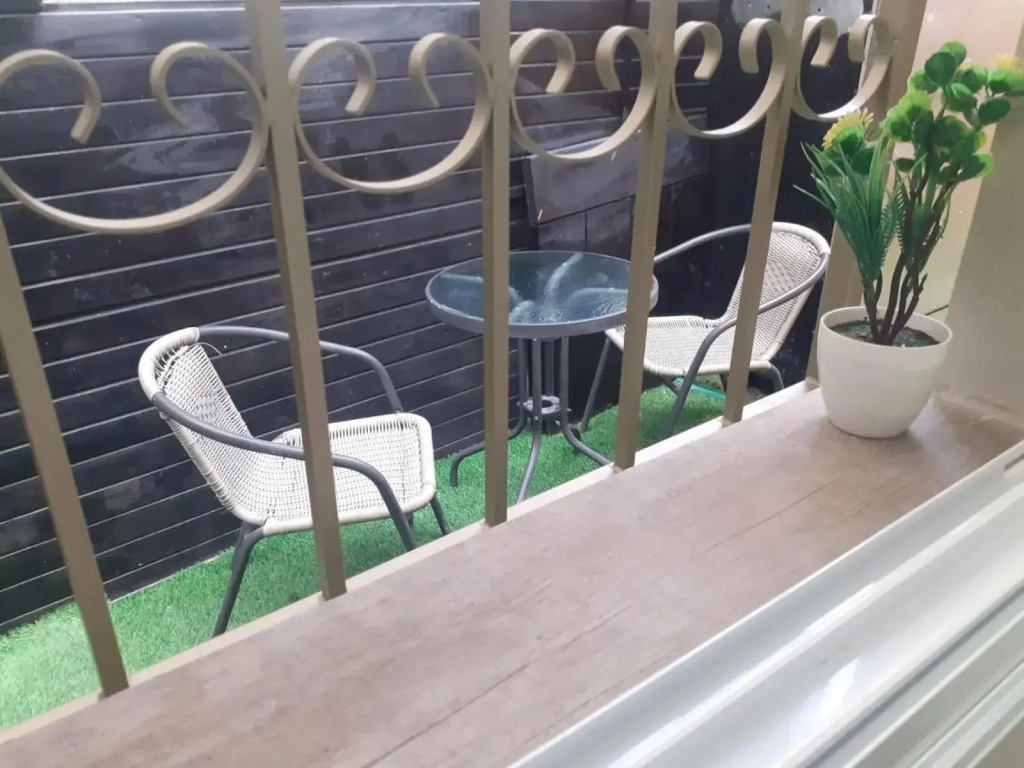 Amazing garden apartment in Haifa