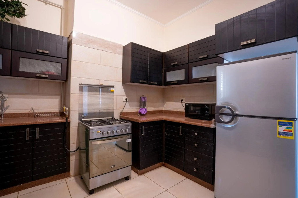 Luxurious 1 BR Apartment near Point 90 Mall✯
