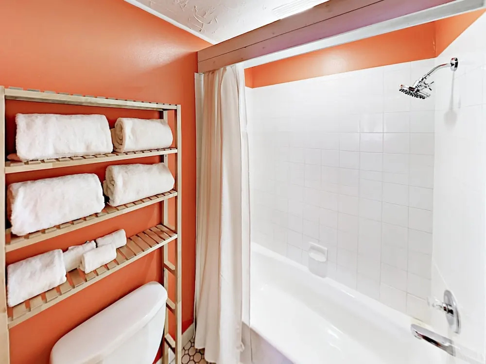 201 South 2nd Townhouse Unit A 2 Bedrooms 3 Bathrooms Townhouse