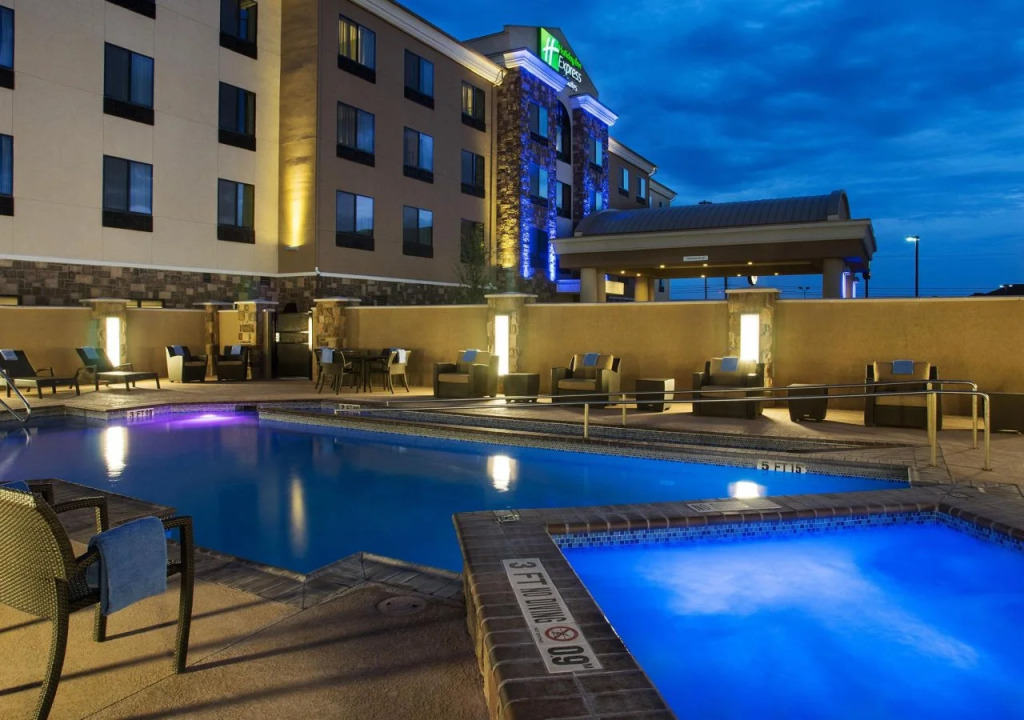 Holiday Inn Express & Suites Midland South I-20 by IHG