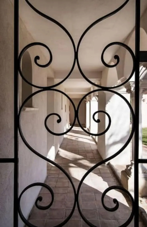 Charming Mas Provencal With Swimming Pool