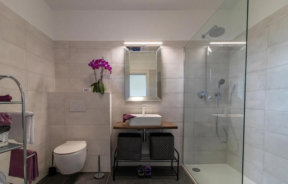 Awesome Home in Vintijan With 3 Bedrooms, Wifi and Outdoor Swimming Pool