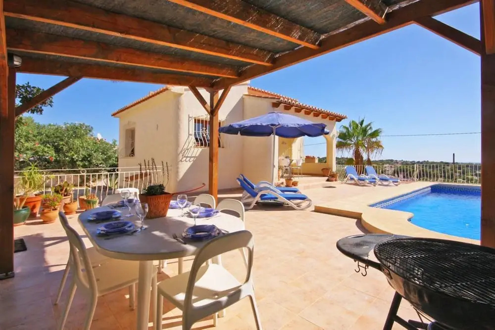 Villa - 2 Bedrooms with Pool and WiFi - 106433
