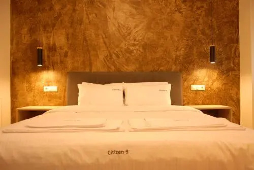 citizen 9