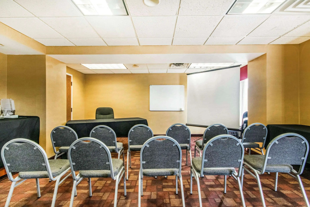 Quality Inn & Suites Lawrenceburg