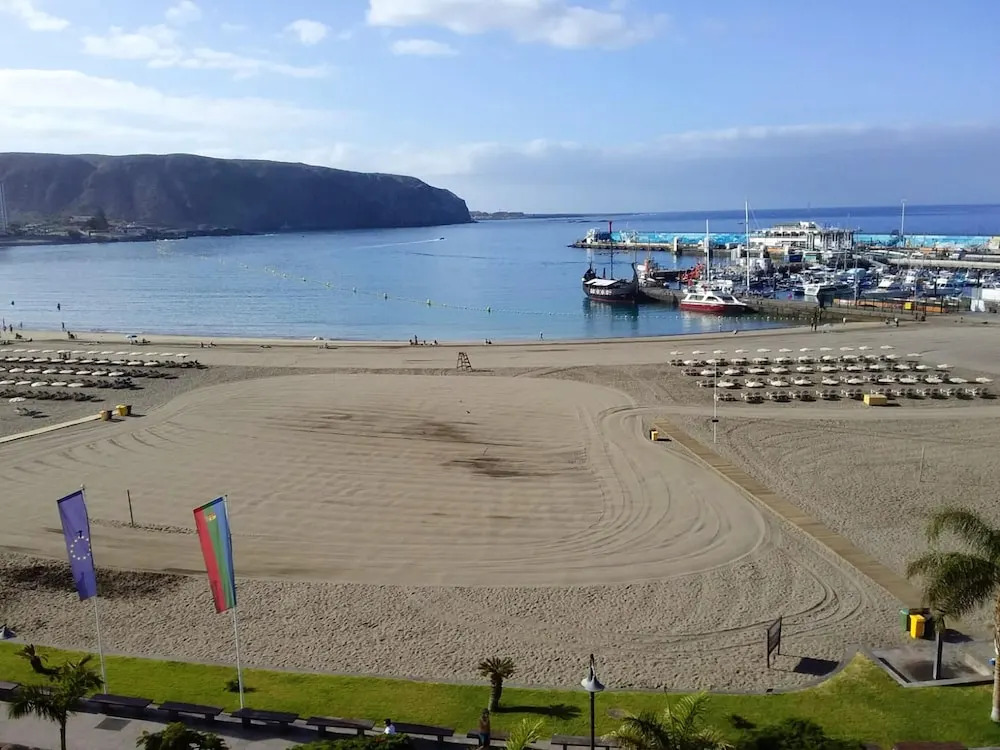 Apartment with One Bedroom in Arona, with Wonderful Sea View, Furnished Balcony And Wifi - 200 M From the Beach