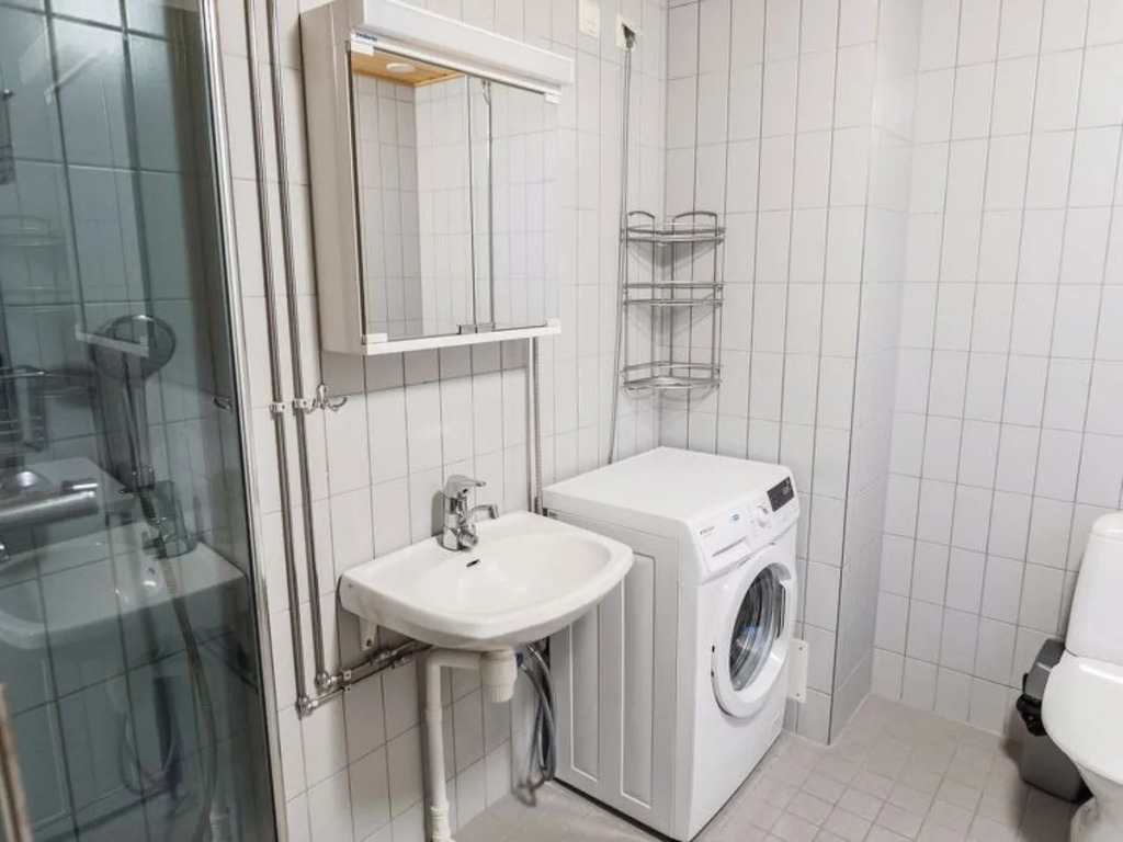 Karhunvartijan tupa a6