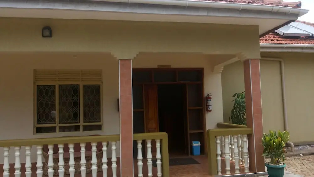 Nasera Suites Hotel