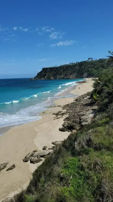 Summer all year! Oceanfront with Pool A/C