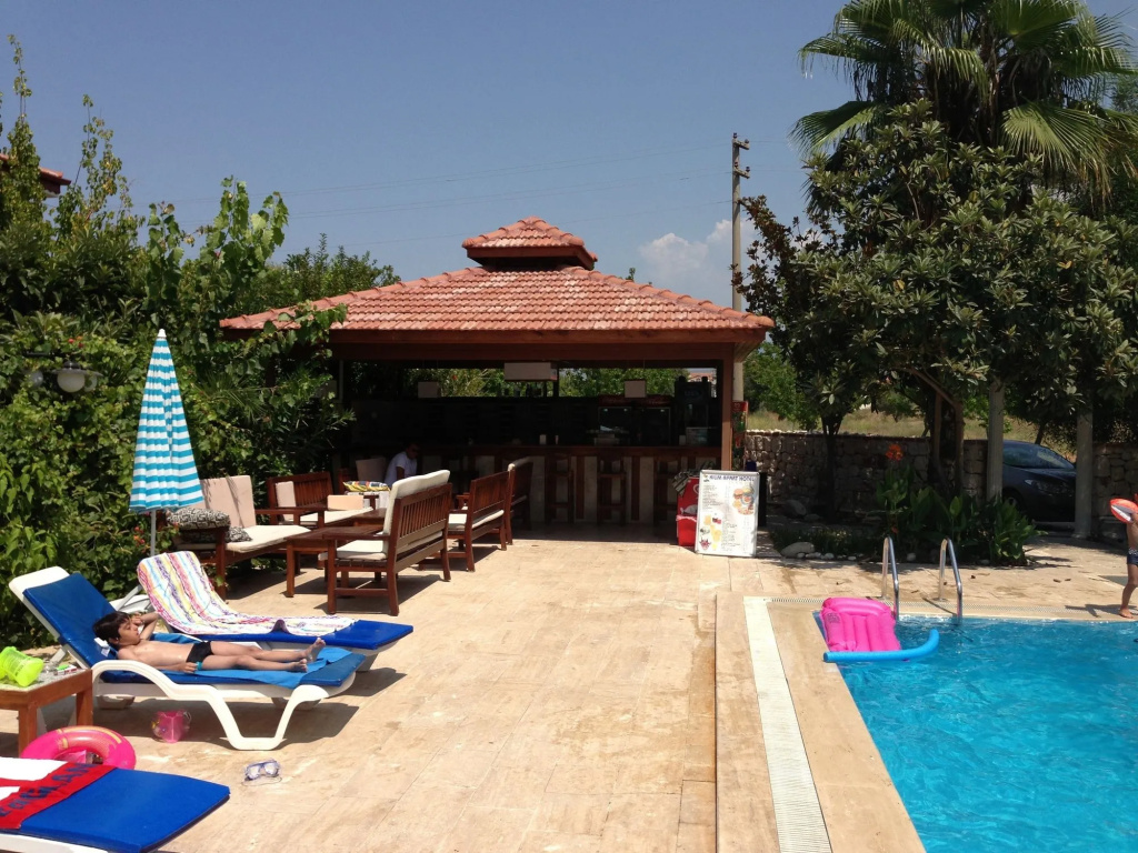 Kilim Hotel & Apart