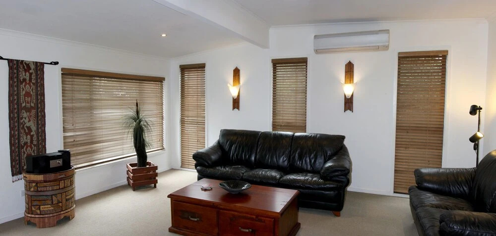 Moorooba Crescent, 18