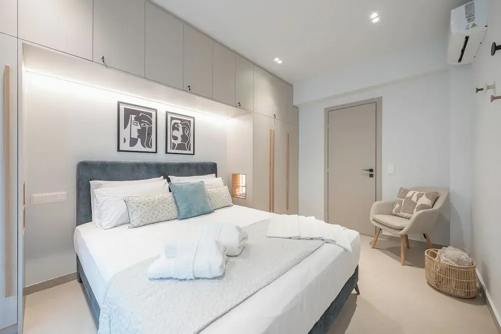 Exclusive Suite by CloudKeys