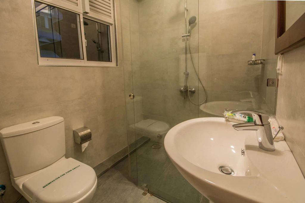 Ceyloni City Hotel