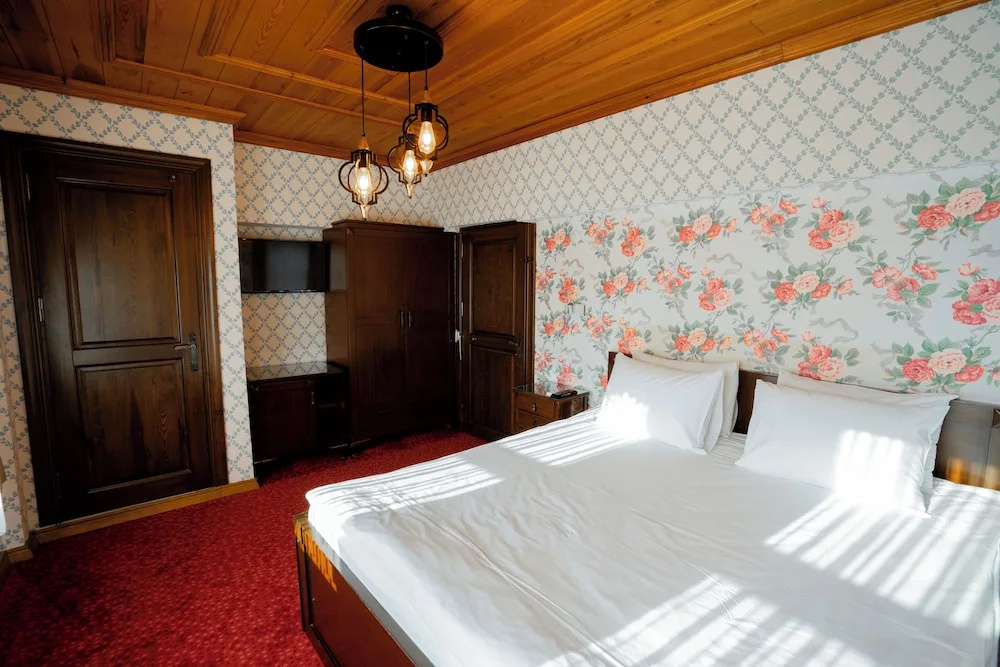 Gulliver Mansion Hotel