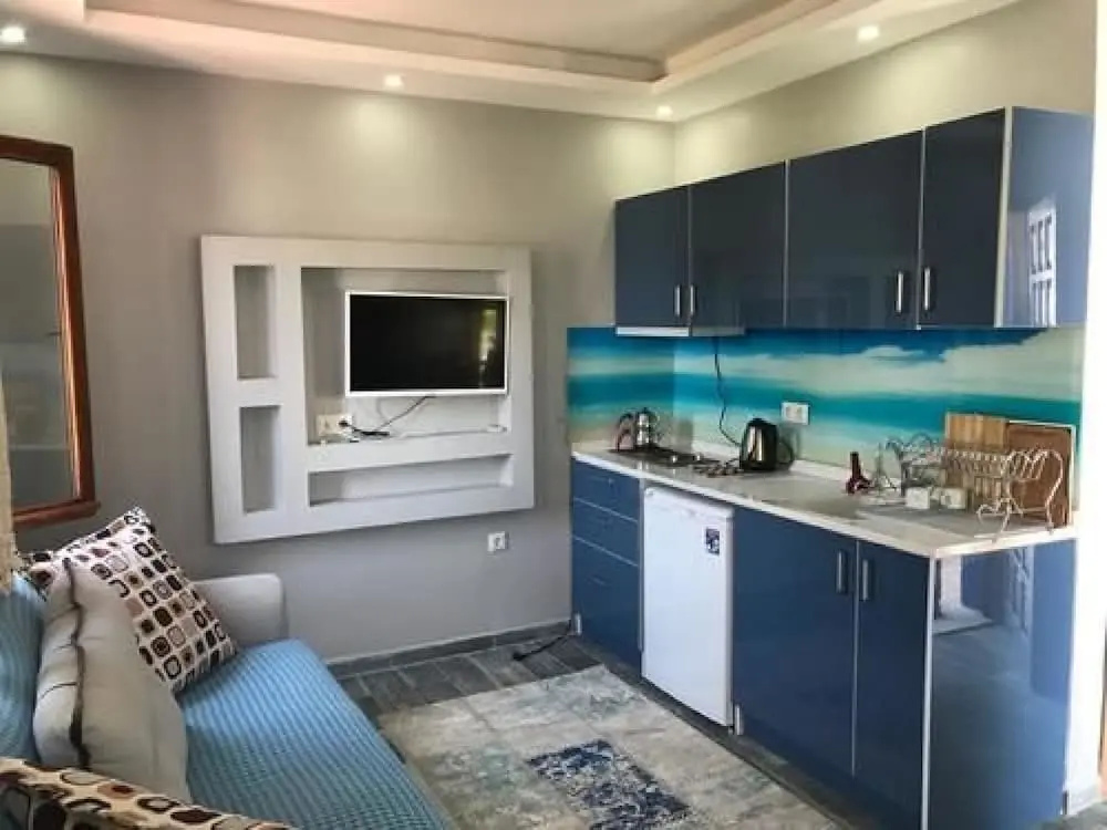 Derin Suite Hotel