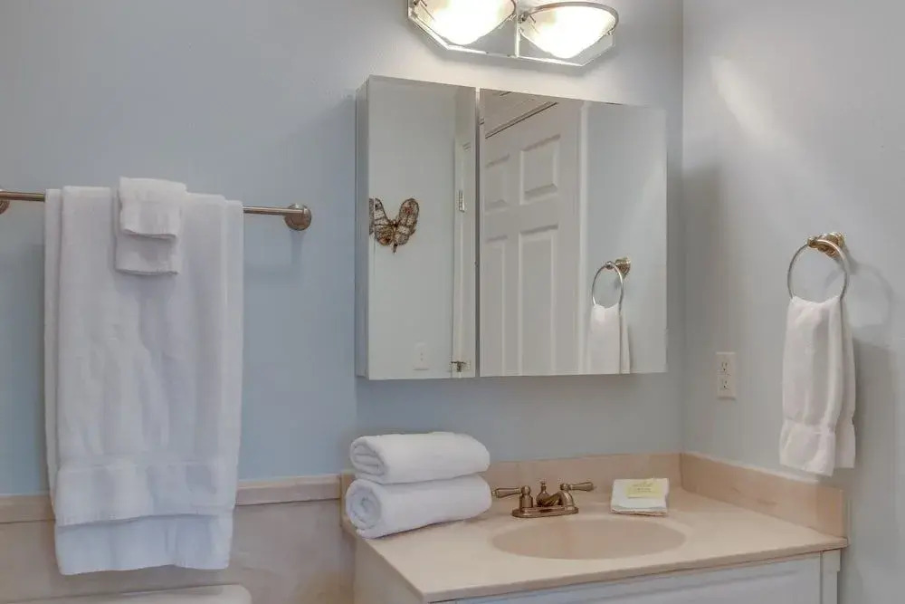 Spinnaker Pointe 2A Duplex