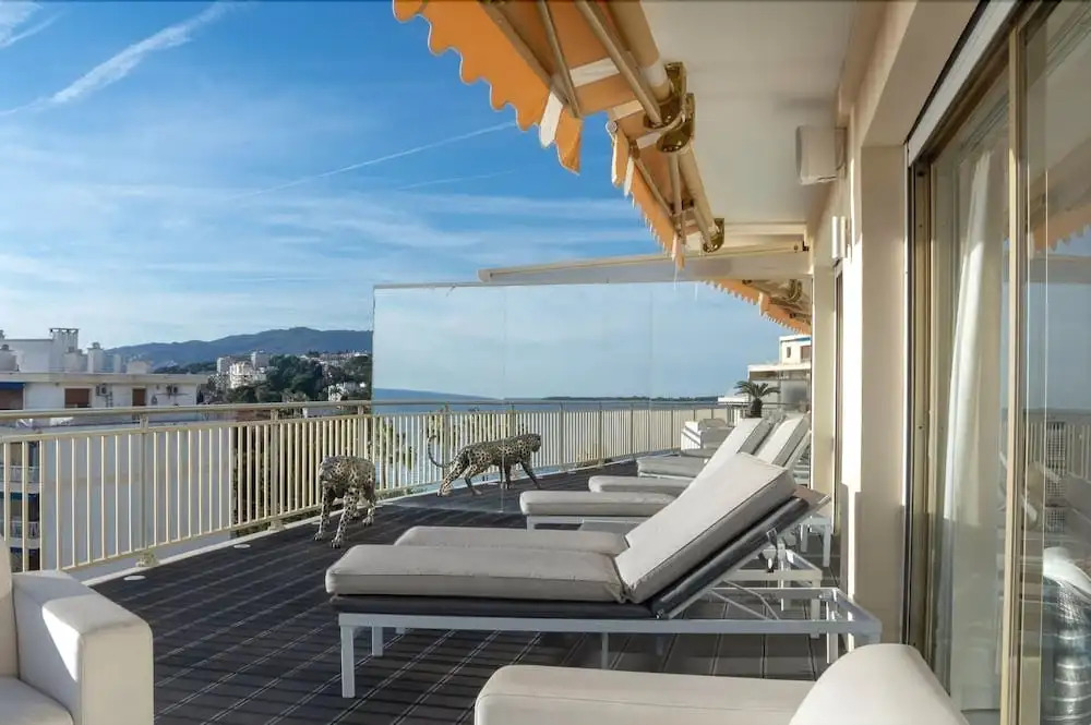 Luxury Penthouse Mistral