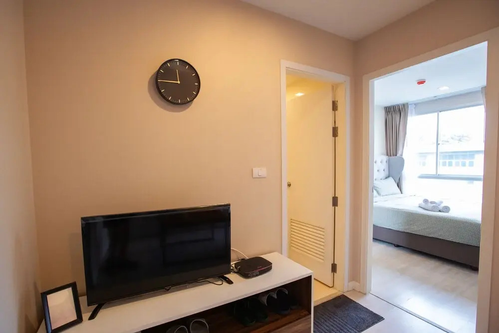 Near BK University Quiet Condo in Rama4 bkb137