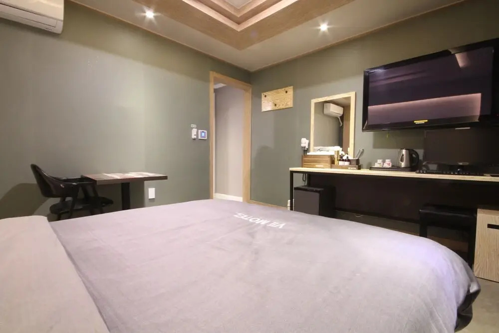 Gumi Wonpyeong-dong Hotel V2