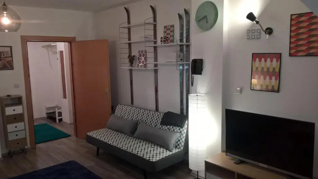 Apartman-Vila Nikola, zovi 064jedansedamdvatridevetnulatri