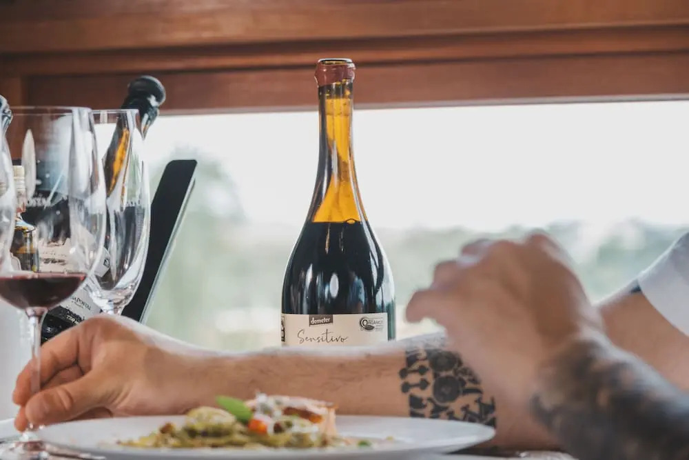 Villa Vinicolla - Refúgio & Vinícola Boutique com Degustações