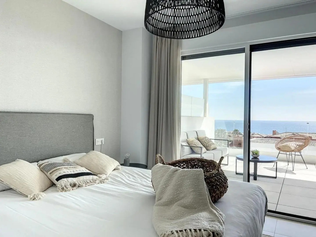 Via Celere 2333 Luxury Sea View Apartment