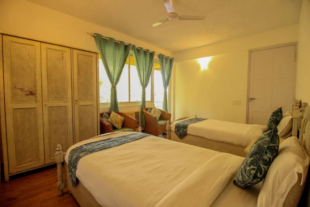 OYO 9881 Home Pool View 2BHK Varca Beach