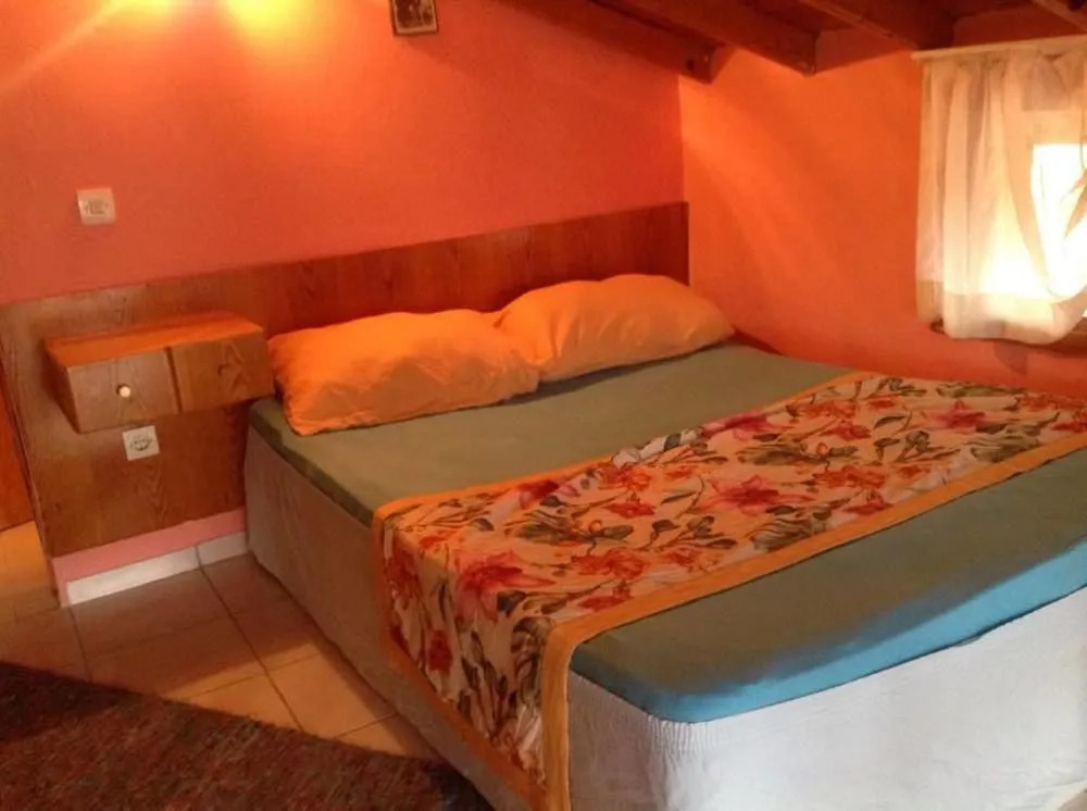 Tuana Hotel