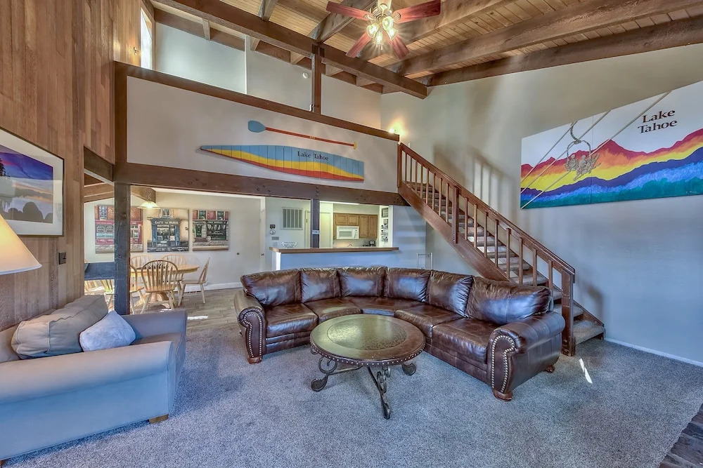 SLT Home Private Beach, Pool & Heavenly Ski Resort 2 Bedrooms 1.5 Bath