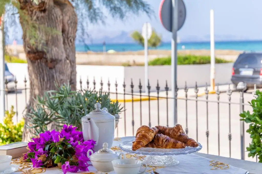 Sea side Cottage in Son Serra Marina 4 persons