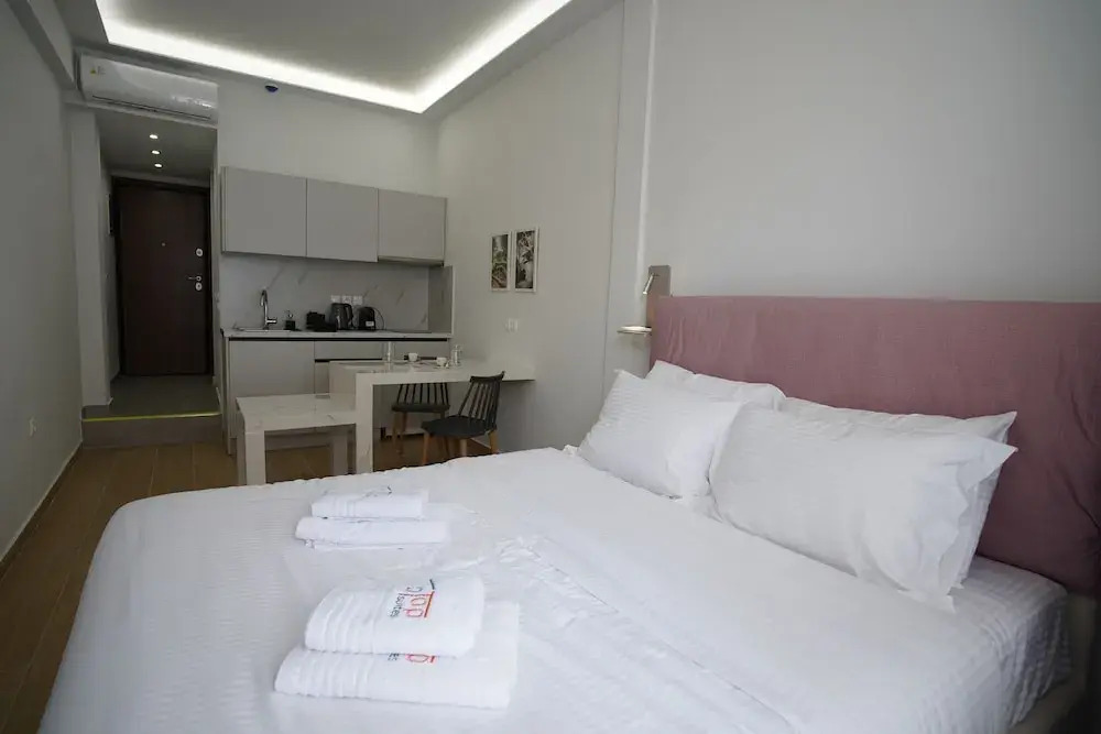 TiP - ToP Suites