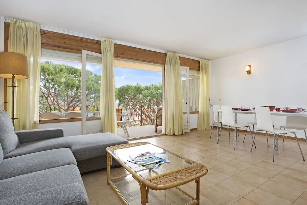 Apartment Illa 23