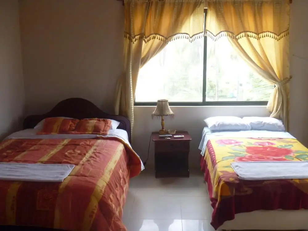 Hostal casa de los delfines