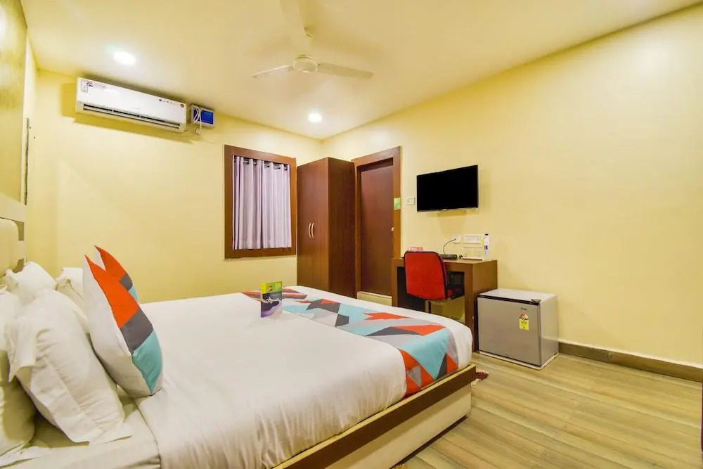 OYO 10153 Hotel Paradise Convention