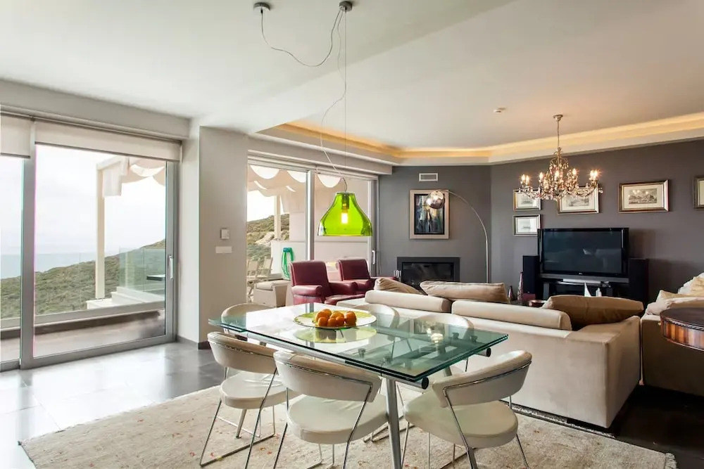 Seaview Villa