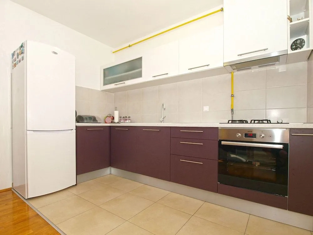 Apartment 1920