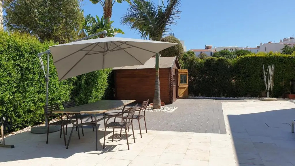 Luxury city Villa Olivia 10 - 15 min to the Beach Oura, private swimming pool