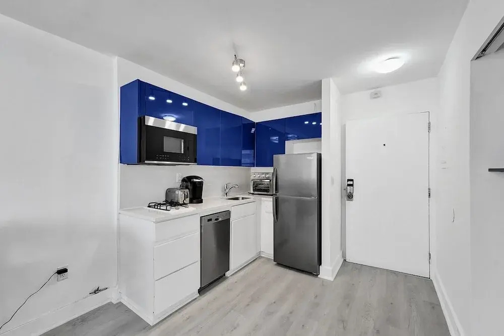 Ocean Dr 1BR Miami Beach Getaway