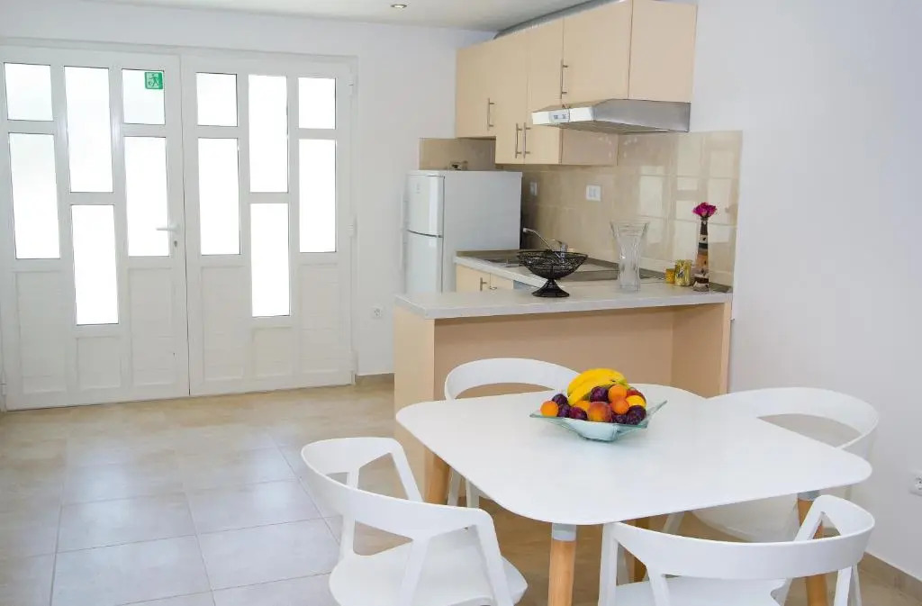 Apartments Put Plokita