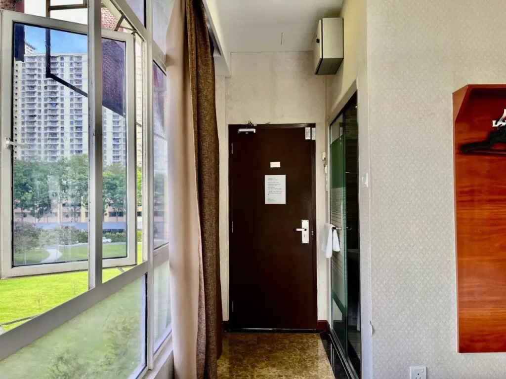 Fan Holiday Hotel