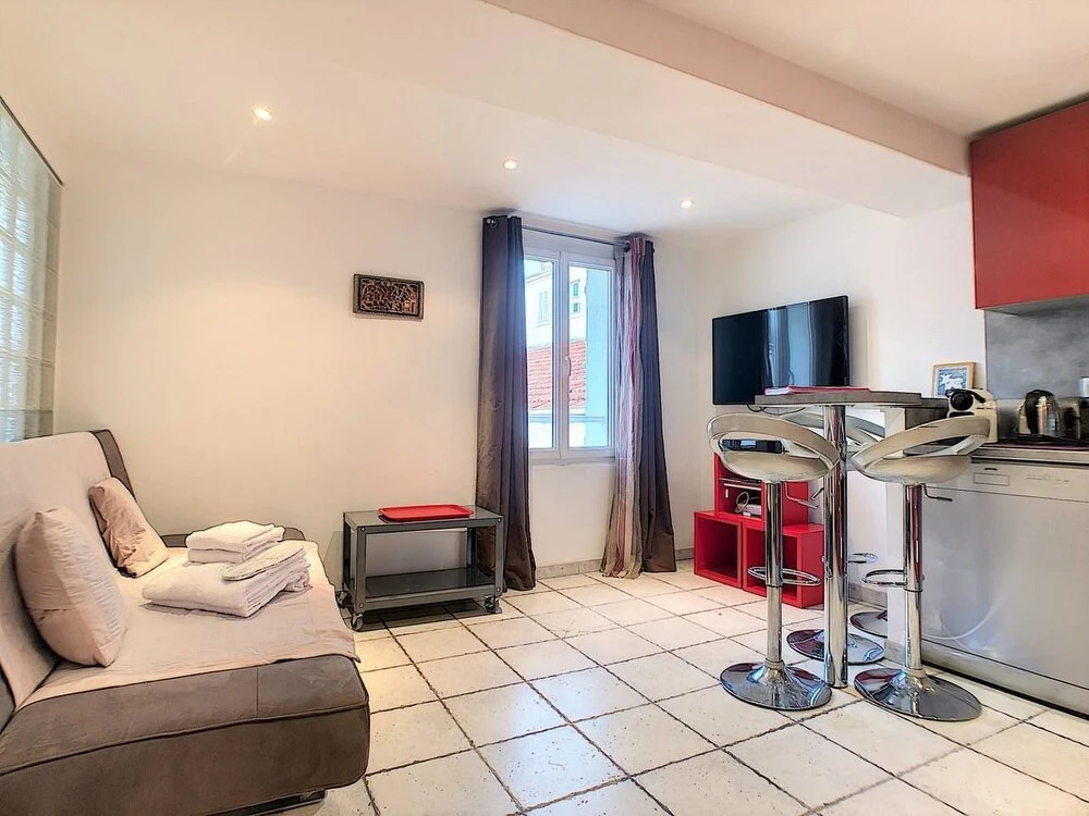 Beautiful 2 Rooms 4p Near From the Palais