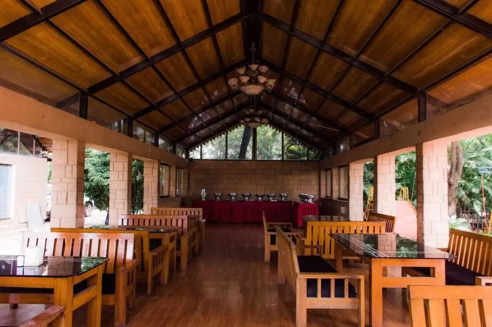 Anand Resort - A luxury Private Pool Resort in Nashik