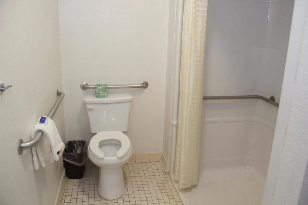 Motel 6-Lufkin, TX