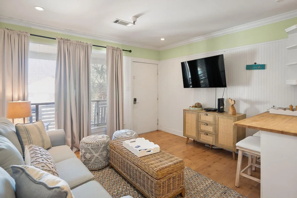 521 Sunsuite