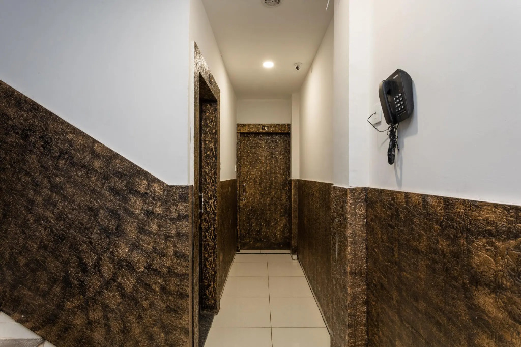 Oyo 39697 Hotel Aarav