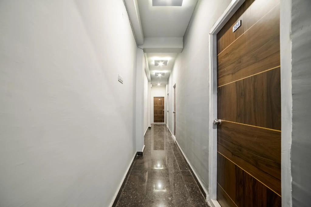 Hady Inn by OYO Rooms