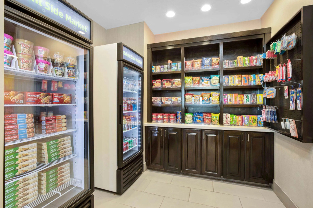 La Quinta by Wyndham Corpus Christi - Portland